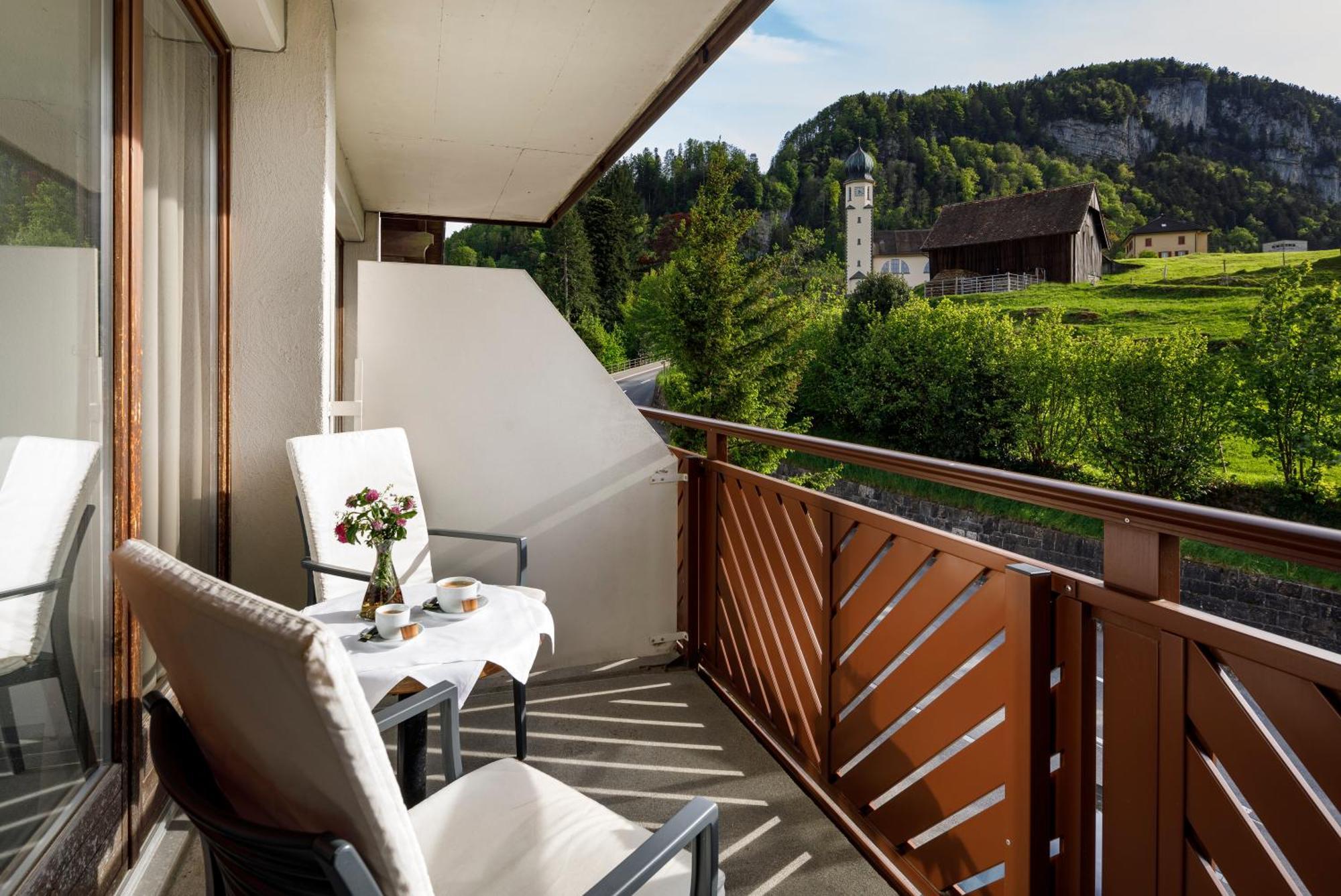 Hotel Und Naturhaus Bellevue Seelisberg Ngoại thất bức ảnh