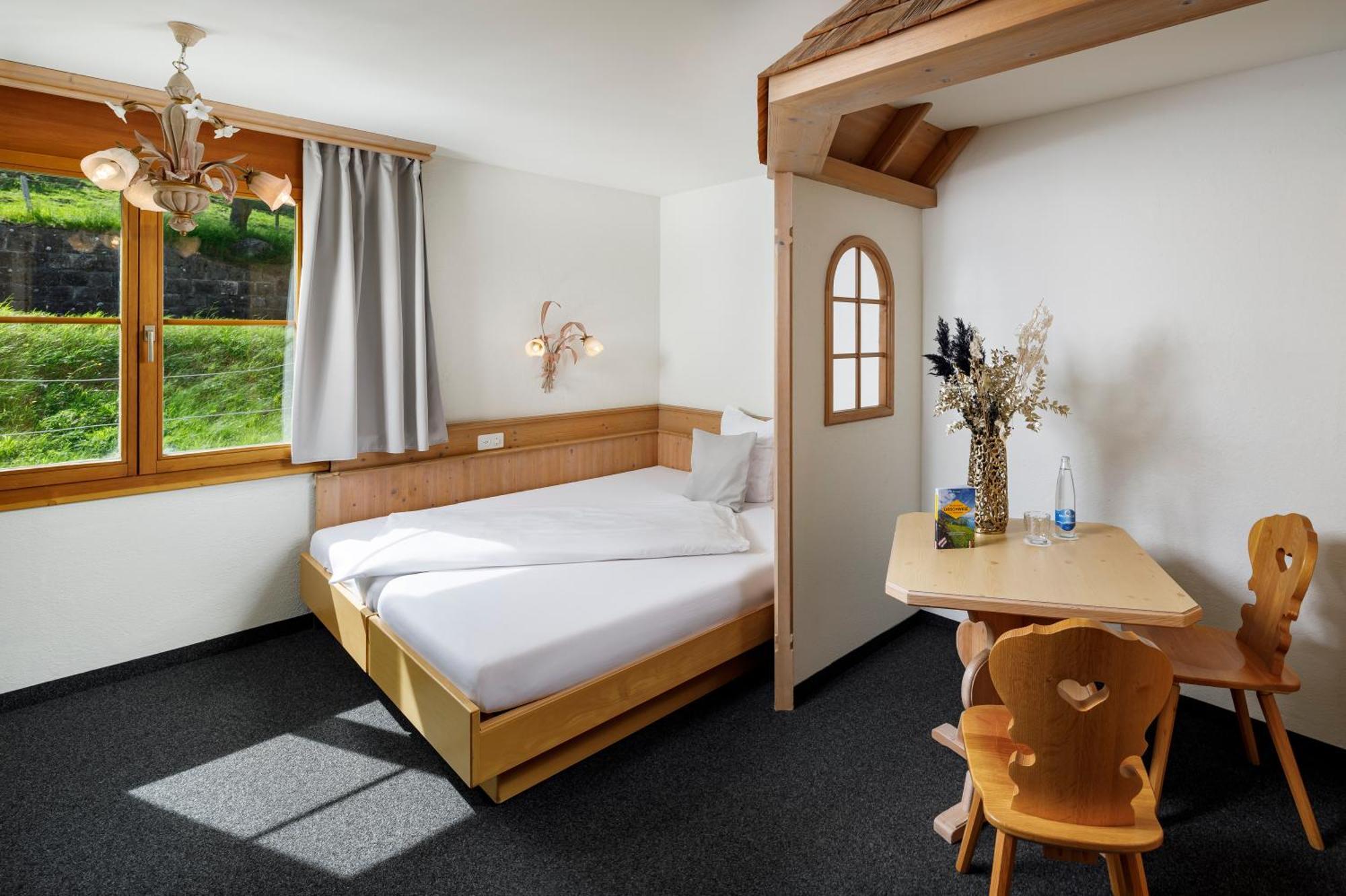 Hotel Und Naturhaus Bellevue Seelisberg Ngoại thất bức ảnh
