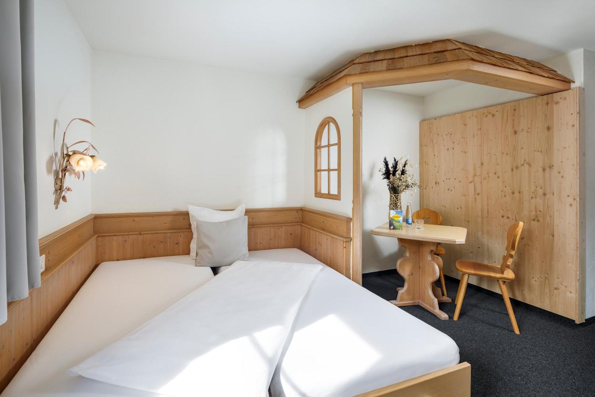 Hotel Und Naturhaus Bellevue Seelisberg Ngoại thất bức ảnh